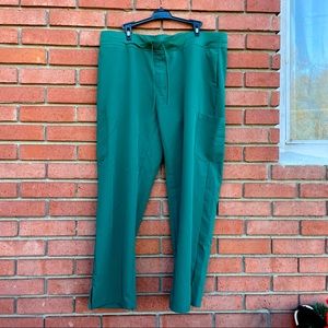 Mandala Scrubs 9 Pocket Cargo Pant women’s XLP Kelly green